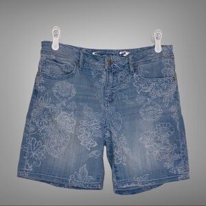 Seven 7 Short